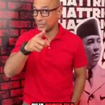 Marcell Siahaan Instagram - Sawah dipacul ku kang jalu Hoyoung Indonesia unggul? Pilih nomor tilu🤟🏻 Cicadas Kiaracondong, cas dulu dong @pdiperjuangan @dpp.bmi #PDIPerjuangan #GanjarMahfud2024 #M3nangkanRakyat #Pasti3njar #PastiGanjar Presiden Indonesia 2024 #MarcellSiahaan #FirasatMenujuSenayan #KonengTiluLima #Babaktisanesngabati #BantengMudaIndonesia Kota Bandung Jawa Barat Indonesia