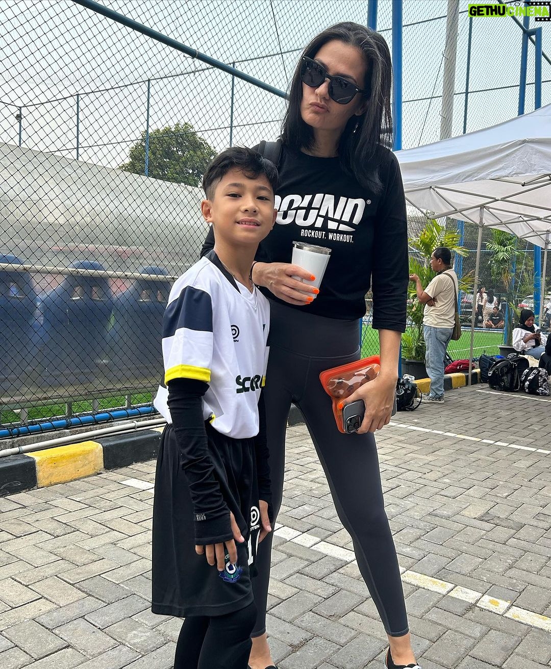 Marcell Siahaan - 1K Likes - Kerja keras, disiplin dan yang terpenting: ATTITUDE.
Selalu membanggakan.
Stay humble, anakku.
#rajahinalang #siahaan