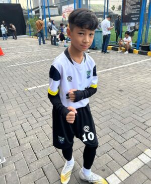 Marcell Siahaan Instagram - Kerja keras, disiplin dan yang terpenting: ATTITUDE.

Selalu membanggakan. 

Stay humble, anakku.

#rajahinalang #siahaan