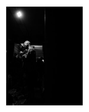 Marcell Siahaan Instagram - Acara ini berawal dari saya ‘menantang’ anak-anak @thehallwayspace_ @rillyrobbi untuk mereka menyelenggarakan sebuah konser intim di Hallway, sebuah tempat seru dan unik yang berada persis ditengah-tengah sebuah pasar basah tradisional jaman saya kecil bernama Pasar Kosambi, Bandung. 

Buat mereka yang minimal seangkatan dengan saya pasti tahu kalau disana adalah salah satu tempat terbaik membeli seragam sekolah dan juga seragam Pramuka beserta pernak-perniknya. Plus, Bandung Teater, sebuah bioskop yang sekarang berubah menjadi Hallway, yang didalamnya ada banyak sekali gerai ‘independen’ fashion, musik sampai kuliner. 

Menyenangkan sekali.

Sebuah portal pertemuan, melting pot, tempat bertemunya banyak kalangan. Teman-teman bermusik di masa lampau seperti @gebegdrum @papapyopie @luki_govinda hadir disana, semua masih dalam keadaan sehat dan terus produktif.

Hadir juga teman-teman dari kalangan disabilitas antara lain @guntur.abah dan teman-teman tuli yang khusus saya undang, dan tidak lupa meminta kepada penyelenggara menyediakan penerjemah bahasa isyarat demi kenyamanan mereka.

Terima kasih kepada keluargaku, my Avengers, adik-adik musisi kesayangan @rishanda @renitamartadinata @jeffwatti @matthewmanwell @cesar_alkautsar @ivanalidiyan @imotimot dan masku @eugen.bounty GILAAAA! Walaupun udara panas banget, rebutan oksigen, tapi selalu maksimal. ❤️

Adikku, anakku, @mraviandika untuk duet maut kita di ‘Firasat’, THANK YOU, Sir! ❤️

Tim produksi MARCELL yang fantastik @anggianggoro @rickysophian @harfiovan @reyhin1603 @boyblackcurrant @heruusiswanto dibawah komando @gafurdinno ✅

Dan tentunya Kasubdit Ketampanan @ronaldreborn dan Kasubdit Dokumentasi dan Sejarah @bengurion.works yang super, dan Staf Khusus @shandy_age dan Kepala Rumah Tangga @ganjar.tribowo ✅

Dan mereka yang hadir sebagai support besar, adik-adik tersayang @filinno @zanninaaa @juliuzickboy  @magentaparamita @awisnuw Michaela dan anakku ‘Kribo Neraka’ @keenahrah , TERIMA KASIH! ❤️

Team @mahatidana_fight.camp @lendengndgank yang juga hadir, hatur nuhun, Warriors!

Thank you @mrahotel and Mannery Eatery for hospitality.

Bandung, kenanganmu terlalu indah.