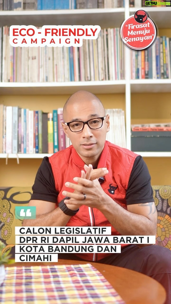 Marcell Siahaan Instagram - #MarcellSiahaan #FirasatMenujuSenayan #PoskoSemusim #PDIPerjuangan #BantengMudaIndonesia #GenerasiGotongRoyong #SolidBergerak