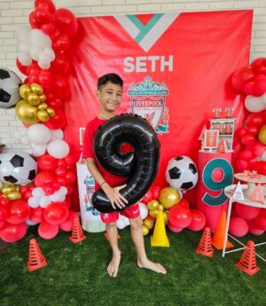 Marcell Siahaan Instagram - Happy 9th birthday, Jagoan Kecil Ayih yang sudah tidak kecil lagi kelakuannya. ❤️

Always be a better person, Seth. Stay focus.

Ayih, Mummy @rimamelati, Abang @kinara and Abang @_edgaiancook will always be there to support you!

Love you, Yeth!

#sethanandasiahaan
#siahaanhinalang 
#liverpool #liverpoolfc #liverpoolfans 

Gambar oleh @rimamelati 
Lagu latar adalah lagu favorit Seth dari @cupumanikband ‘Maha Rencana’