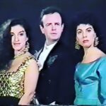 Marcelo Mansfield Instagram - #tbt : mais ou menos nessa epoca, novembro, nos idos anos 80 e começo dos 90, eu + Angela Dippe + Grace Giannoukas já estávamos a 1000, 24 horas por dia dedicados a produção do Trofeu Creme de La Creme que reunia o melhor e o pior da cultura Brasileira no palco pra nossa “festinha da Firma” … Muita gente ganhou esse premio :Marilia Gabriela, Edson Celulari, Serginho Groisman, Astrid Fontenele ( que até trabalhou com a gente num dos premios) RPM, e mais um montão de gente !!! Obs: a foto é estranha porque foi tirada de um video de promoção do prêmio exibido pela Tv Gazeta #humor #comedia #aeroanta #sucesso #amazing #fun #funny