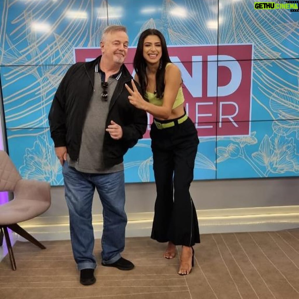 Marcelo Mansfield Instagram - #tbt da minha visita no Band Mulher com a querida Debora Selanne pra promover alguma das minha bobagens em Campinas !!!! #fun #funny #comedia #bandtv #bandtvcampinas #amazing #humor #humorista Band Campinas