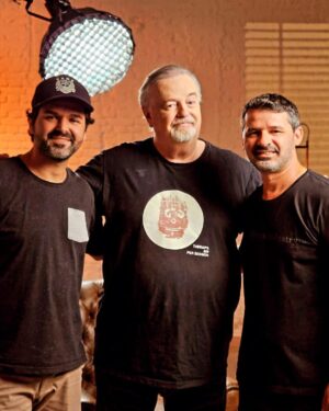 Marcelo Mansfield Instagram - Entregando primeira parte do trabalho com a Honda …. So gente bacaninha na campanha !!!

#honda #gravação #publicidade #filmagem #sucesso