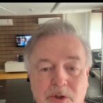 Marcelo Mansfield Instagram - Perdendo as “banha” na academia do Hotel !!! #fun #funny #academia #academiadehotel #intercitybauru