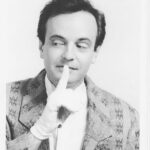 Marcelo Mansfield Instagram - Carrossel de emoções: a cara do meu humor nos anos 80/90 era na estética dos anos 50 !! Photos by Bob Wolfenson, Gal Oppido entre outros fotógrafos 📷 #fun #comedy #comedia #comedian #amazing #photography #headshots #love Beverly Hills, Los Angeles