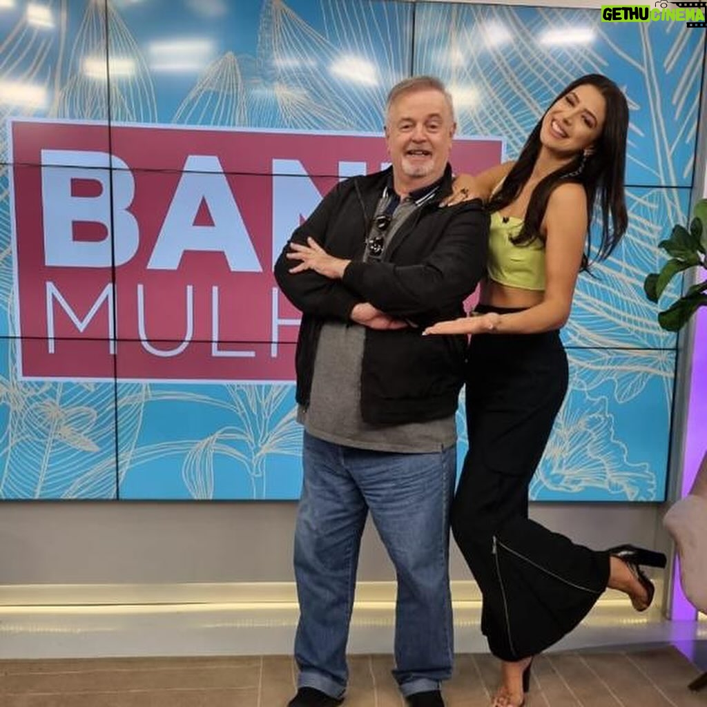 Marcelo Mansfield Instagram - #tbt da minha visita no Band Mulher com a querida Debora Selanne pra promover alguma das minha bobagens em Campinas !!!! #fun #funny #comedia #bandtv #bandtvcampinas #amazing #humor #humorista Band Campinas