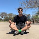 Marco Antonio Caponi Instagram - 9/10/2023 Llegué a los 40 y me pego por acá… Colmen el insta de amor virtual