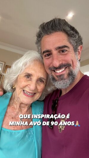 Marcos Mion Instagram - Dona Ida…Que benção maravilhosa é você na minha vida, vó! Artista de talento imenso, pinta até hoje, aos 90 anos! Não à toa eu me identifico tanto, afinal a arte conecta almas artistas!
.
Eu virei uma referência em fazer homenagens em vida e por isso mesmo aproveitei esse videozinho que gravamos no Natal pra mostrar pro Brasil uma das responsáveis por eu estar onde estou! Tão linda! 😍 Tão inspiradora! 
.
Você me faz agarrar ainda mais forte ao meu desejo principal da vida que é: ter tempo. 

Tempo pra viver tudo, o bom e o ruim. Eu sei que a senhora não queria ter passado por alguns dos momentos ruins, vó…e a senhora passou por muitos, eu estive ao seu lado em alguns dos piores, mas eu admiro uma vida preenchida, que transborda experiências. E a senhora, completamente lúcida, amorosa e disposta aos 90 anos me mostra que é possível chegar lá!
Te amo demais Vó Ida! Obrigado pela sua vida! Pela sua proteção! Pela sua oração hoje em dia e segurança na minha infância. A senhora é inacreditável! ❤️👏🏼❤️👏🏼❤️👏🏼E eu me sinto privilegiado demais por poder aproveita-la por tanto tempo!