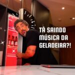 Marcos Mion Instagram - COMENTE: QUAIS ROLÊS ÉPICOS VOCÊ FOI NESSE ANO??? 😎🎸 Pode ter certeza que a Budweiser e eu estávamos presentes em muitos deles. E 2024 vem aí trazendo mais momentos incríveis, senhoras e senhores! Por mais um ano brindando novas memórias com #Bud, a cerveja por trás da música! 🤘 Curtiu os festivais e shows também? Compartilhe sua retrospectiva marcando @Budweiser_br. #BebaComModeração #Bud23 #publi