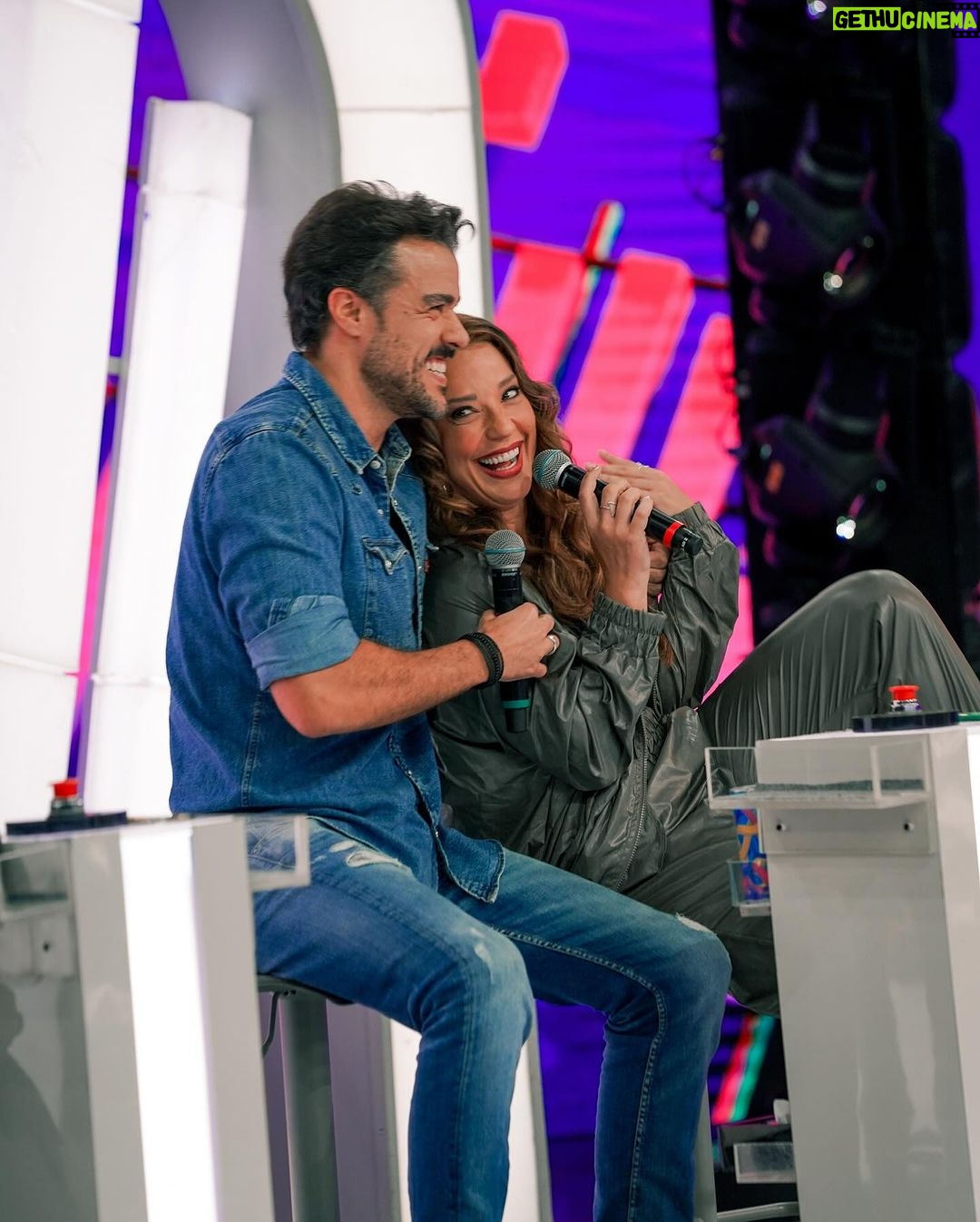 Marcos Mion Instagram - Senhoras e senhores o #CALDEIRÃO tá no ar! 💥 . Prontos pra passar esse sábado delicioso junto com a gente? . Arrasta pro lado pra ver tudo que preparamos com muito carinho e comentem o programa aqui comigo. 🫶🏻⤵️