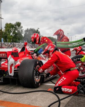 Marcus Ericsson Instagram - P7 at the 🏁 @portlandinternationalraceway . Decent result after a hard fought race. Big congrats to @alexpalou and @chipganassiracing on the title 🙌🏻💯. Couldn’t be a more deserving champion. Let’s finish off the season strong next weekend in Laguna Seca 💪🏻 #ME8 #INDYCAR