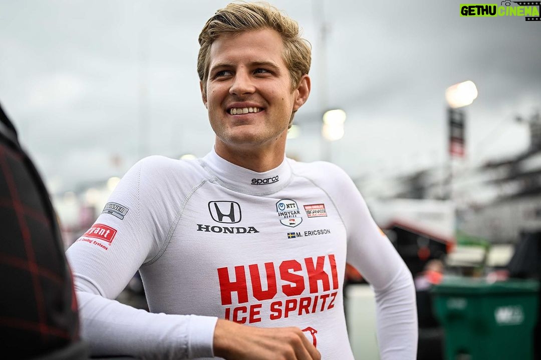 Marcus Ericsson Instagram - Could’ve, should’ve, would’ve kind of weekend. Speed was there all the time but things just doesn’t wanna go our way right now. P10 at the 🏁. We will keep digging. 2 to go, let’s finish off the season strong 💪🏻 Congrats legend @scottdixon9 on another masterclass 💯👏🏻 #ME8 #INDYCAR World Wide Technology Raceway