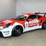 Marcus Ericsson Instagram - My no8 @huski_chocolate Porsche for next weekends @carreracupscandinavia races at @mantorppark 🤩💯. What do we think 🔥? Who’s coming to see us race? #ME8