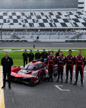 Marcus Ericsson Instagram - TEAM 🤩💯 @wtrandretti @acura @hondaracing_us 

#Rolex24 #Daytona

📸 @jameypricephoto