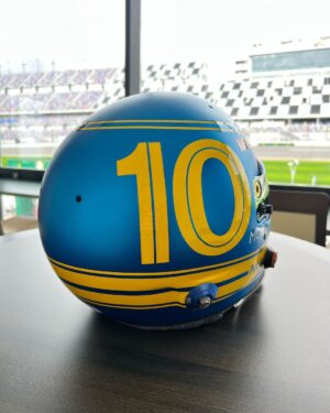 Marcus Ericsson Instagram - New helmet alert 🚨🔥 my Daytona 24 special by @troyleedesigns . Love the strong Ronnie P influences 🇸🇪 What do you think? 🤩 

@wtrandretti 
@acura 
@hondaracing_us 
@bauhaussportklubb 
@modoeyewear 
@bellracinghq