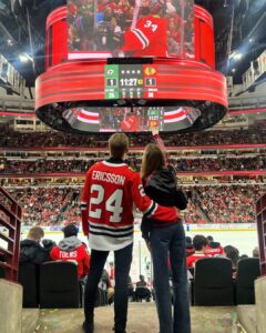 Marcus Ericsson Instagram - Hockey guy 🏎️ 🤝 🏒