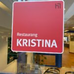 Marcus Oscarsson Instagram - 🙏🏻 Wow! Så häftigt att vara tillbaka! Kan någon gissa redan på de 3-4 första bilderna var jag varit? På sista bilden ges svaret. ⭐️⛄️💃🏼🍿🕺 💕I love this place 💕