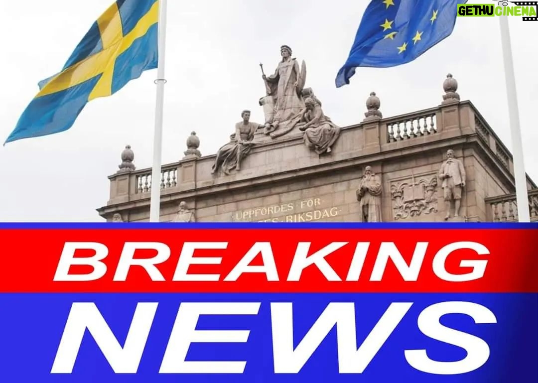 Marcus Oscarsson Instagram - JUST NU: UPPMANAR RIKSDAGSLEDAMOT ATT LÄMNA SITT UPPDRAG ✅ Läs genom att klicka på mitt namn ovanför bilden och sen den blå länken. ✅ Eller gå direkt in på marcusoscarsson.se