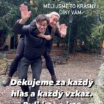Marek Adamczyk Instagram - Děkujeme Vám všem za Vaší úžasnou podporu. Už jsme to řekli při přenose, ale ještě jednou: Vy jste byli ti, kdo nás hnal nejvíc dopředu. Prožili jsme napínavý (skoro) půlrok. Hrozně rádi bychom Vám ještě naservírovali další porci tancování, ale taky se těšíme, až budeme odpočatí moct fandit té skvělé partě, která zůstala. Odcházíme s pocitem, že jsme Vám vrátili co nejvíc z té energie, kterou jste nám dávali. Vaši Marek a Lenka . . LIVESTREAM Chystáme se na livestream ve ČTVRTEK OD 18:00, abychom si s Vámi ještě mohli pořádně pokecat.