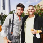 Marek Němec Instagram - Tak tedy: s tímto mladým mužem jsme toho už něco prožili! Má v sobě ledový klid ostříleného profesionála,i když zrovna zapomněl svůj text.Máte zkrátka pocit,že chyba je na vaší straně! A to je um,přátelé😂. Krom toho je s ním veselo a málem mě svým permanentním prozpěvováním si donutil zazpívat si duet “Beauty and the Beast”. Jednou to,Davide, dáme a na zkouškách si z našeho afektovanýho “Š” i do gatěk upustíme! Hofina zdraví Maťandu. Do trojice jelimanů pochopitelně naprosto zapadá @sabinalaurinova.official 😘! MK forever🌷