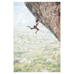 Margo Hayes Instagram - catch ‘n’ (don’t) release 🎣 
.
~’a cravita’ 8a rodellar, aragon 
.
.
image by @honngy 🤍
.
@thenorthface @thenorthface_climb @petzl_official @lasportivana @lasportivagram @frictionlabs