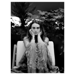 Margo Hayes Instagram - It was a pleasure to attend the Dior GREY ZONE pop-up gallery opening. Merci @dior @diorbeauty 🤍🐺💜#diorgris #dareingrisdior 
images by the talented @anoukklapp 🫶🏽