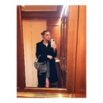 Margo Hayes Instagram - état d'esprit parisien 🇫🇷 tu me manques 🤍 @dior @diorbeauty Paris, France