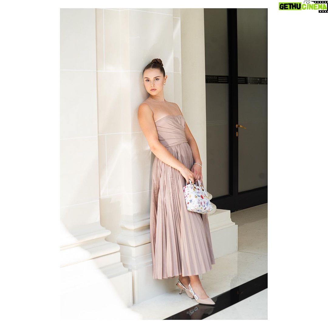 Margo Hayes Instagram - LβΓ©tΓ© parisien avec @dior πΈπ₯ β¦ π· @rickyfilmingstudios π : @alineds75 π: @mainamilitza