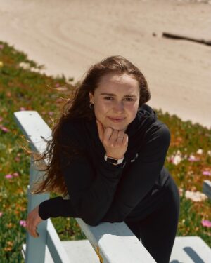 Margo Hayes Instagram - #ad I'm someone who feels healthiest when I can get in my 10k steps a day. With my Fitbit, I can easily track my progress throughout the day and the week. When I haven’t been as active as I could be, my @Fitbit alerts me with reminders to get out there and move! #FitbitByGoogle 
Photos by: @gdshoots