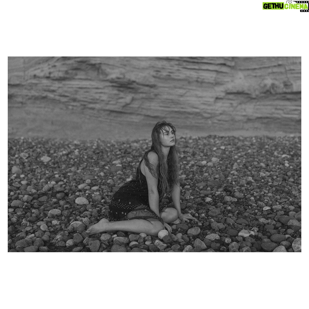 Margo Hayes Instagram - thick skin + an elastic 🫀 ⠀⠀⠀⠀⠀⠀⠀⠀⠀ . digital, film, + polaroid by: @jufu_