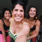 Maria Eduarda Machado Instagram - Esquenta pra tocar com as @mara.brilhosas abrindo os trabalhos do carnaval! ❤️🎊
