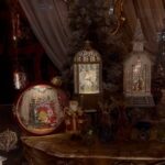 Maria Jekova Instagram - Имах напълно различна от привичното ми - Бъдни вечер, а както се очертава и Коледа ще я последва. Пак правих сарми и тиквеник, но на предния ден, и за дядо. Сарми не ядох. Но съм с най-важните, смяхме се 12 часа чисто и се радвахме на живота и на приключението. Ако искам нещо да кажа е, че щастието се кове от всеки лично и по какъвто начин му е нужно. Спрях да вярвам в това, че нещата трябва да се случват по определен начин преди много време. Сега просто радвам във вълшебната страна на живота. Поредното вълшебство се разгръща пред очите ми, плод просто на вярата в него. Желая ви здраве и мир със себе си.
