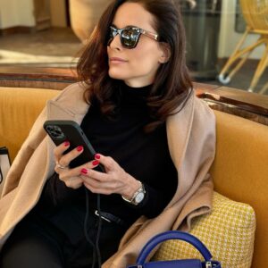 Maria João Bastos Instagram - E vocês? Como andam a aproveitar este sol de inverno? 
Férias ou trabalho?

#soldeinverno #almoco #comamigas #boasfestas #natal2023 #anonovo2023 #novos #começos #novo #ano #2024