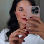 Maria João Bastos Instagram - Uma semana de Rose 🌹 😍 @a_espia @ukbarfilmes #aespia #rose #segundatemporada #serie #portuguesa #ficção #personagem #apaixonante #epoca #riqueza #segundaguerra #secondworldwar #história #realidade #lovemyjob❤️ Curiosos? Portugal