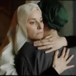 Maria João Bastos Instagram - “A rainha e a bastarda” está de volta à @rtppt 👸 Quem está a ver ou a rever esta série?? Realização @segraciano Direção de actores @marco_medeiros13 Produção @fadofilmes #serie #actriz #rainha #bastarda #historias #portuguesas #anaoperder #imperdiveis #ficção #portuguesa #paraverourever #ficaadica #dedicacao #oqueénacionalébom #produtoportugues #orgulho #trabalhosbons #equipas #maravilhosas Portugal