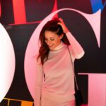 Maria João Bastos Instagram - 🎶Come on, vogue (Vogue) Let your body move to the music (Move to the Music)… 🎶 @vogueportugal