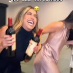 Maria João Bastos Instagram - Taga “aquela” amiga! 😂 ( já vi mil 1000 vezes e não consigo parar de rir) @paulaloboantunes #amizade #vivalavida #festejar #celebrar #avida#viver #folia #amigas❤ #partyideas #festaemcasa #juntas #imparaveis #rir #muito #partners #incrime