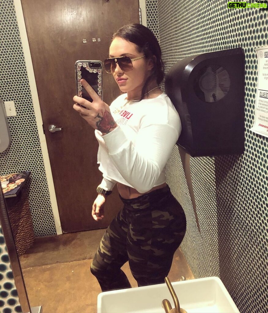 Actress Maria Spiro HD Instagram Photos and Wallpapers March 2020 ...