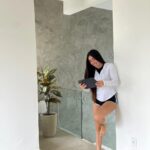 Maria Venture Instagram - tardezinha em casa com @sigablaze ✨🤍 ps: o site é somente parar maiores de 18 anos, tá? e não se esqueçam de apostar com responsabilidade.