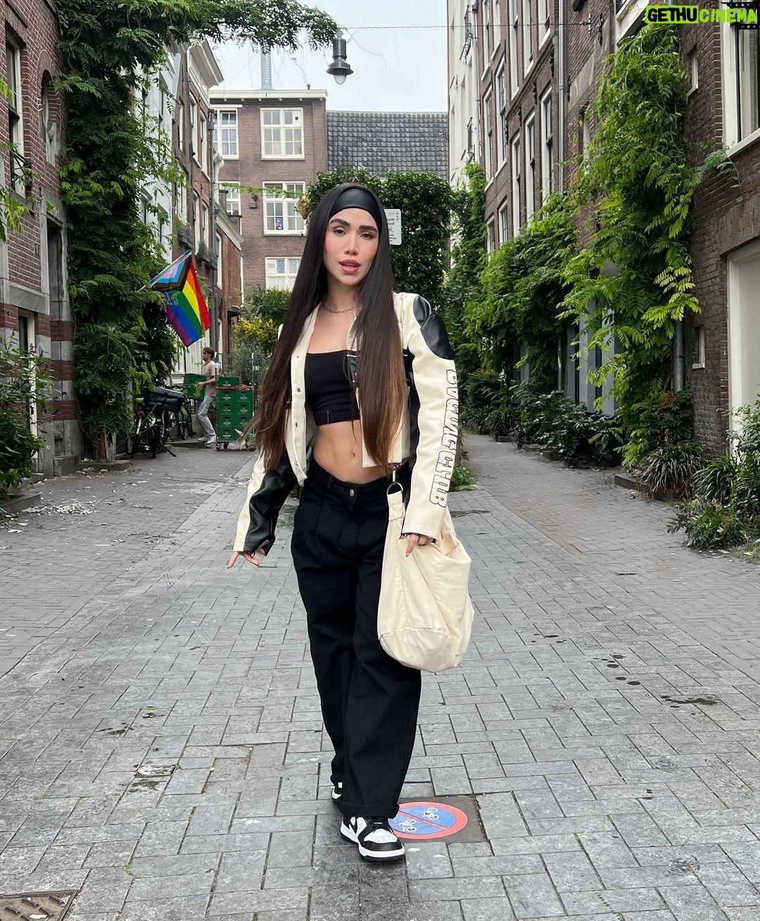 Maria Venture Instagram - eu moraria aqui mesmo sem falar inglês e holandês, juro amigos, isso aqui é um sonho ??????? aaaaaaaa Amsterdam, Netherlands