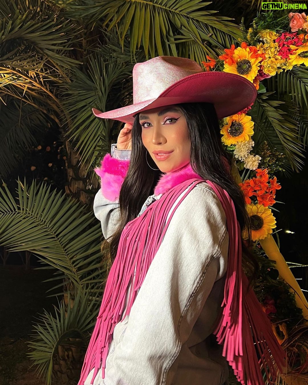 Maria Venture Instagram - alguns anexos do #arraiabocarosa 🔥💋