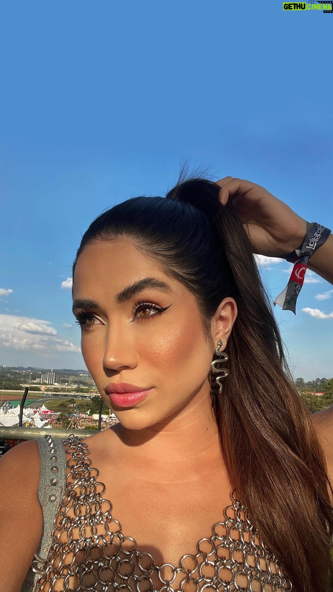 Maria Venture Instagram - dia de me cuidar com a @drapatriciavonlinsingen 🤍 dessa vez, reestruturando algumas regiões do meu rosto, trazendo mais simetria & contorno, com MD Codes. 💉 algumas áreas tratadas: - lábios - mandíbula - têmporas saí da clínica realizada e muito feliz, obrigada por cuidar da minha autoestima como eu mereço há 4 anos, Dra Patricia. #gtcgroup #mariaventure #drapatriciavonlinsingen #mdcodes #estetica
