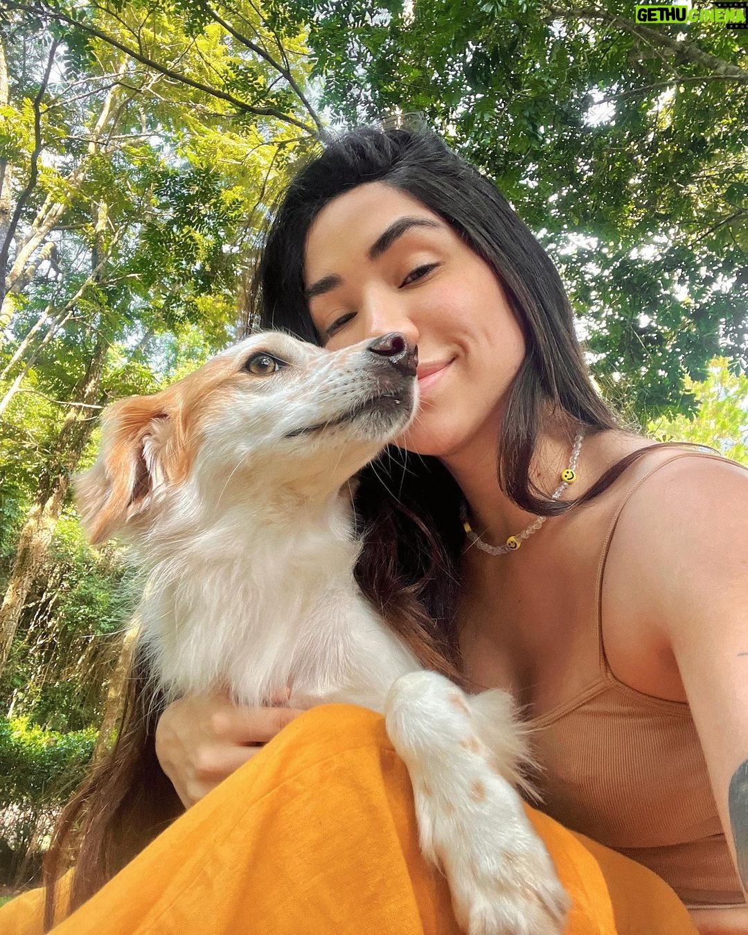 Maria Venture Instagram - viemos os três ficar uns dias no meio do mato 🫶🏻 Meio do mato