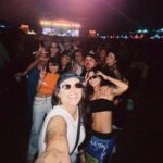 Maria Venture Instagram - ontem foi dia de lolla aaaa 👽🎡 thanks @uggbr Lollapalooza Brasil