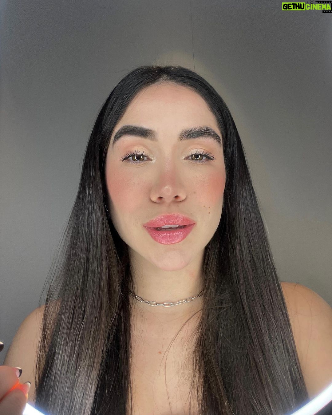 Maria Venture Instagram - QUAL TIPO DE SOBRANCELHA VCS PREFEREM? certinha ou pra cima? *𝘱𝘰𝘴𝘵 𝘶𝘯𝘪𝘤𝘢𝘮𝘦𝘯𝘵𝘦 𝘱𝘢𝘳𝘢 𝘴𝘢𝘤𝘪𝘢𝘳 𝘮𝘪𝘯𝘩𝘢 𝘤𝘶𝘳𝘪𝘰𝘴𝘪𝘥𝘢𝘥𝘦*