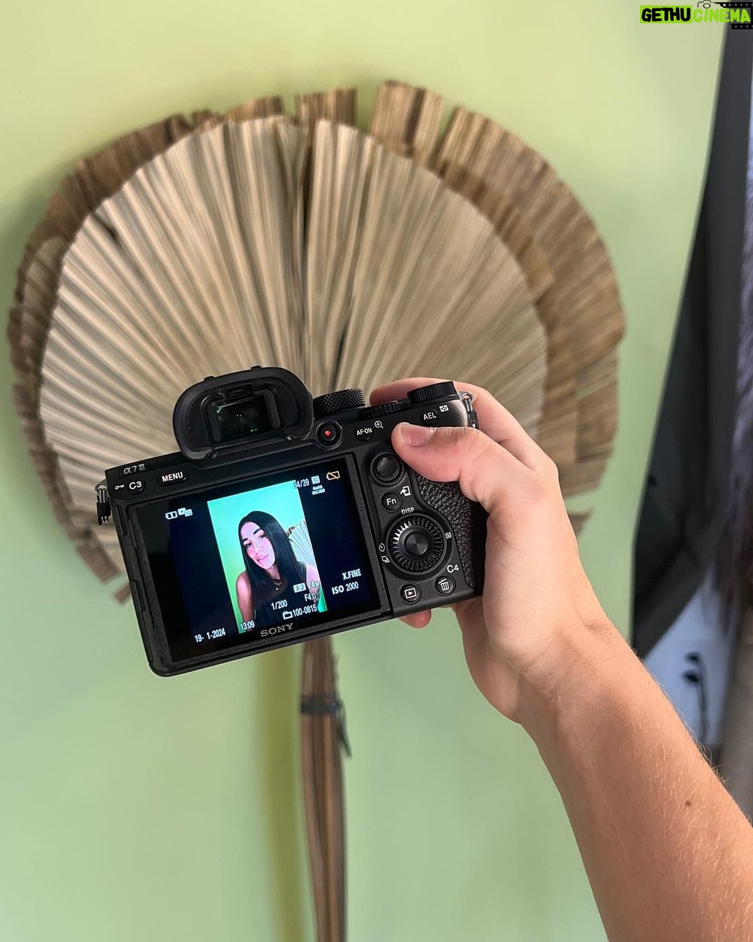Maria Venture Instagram - o ano só começa depois do carnaval e tal