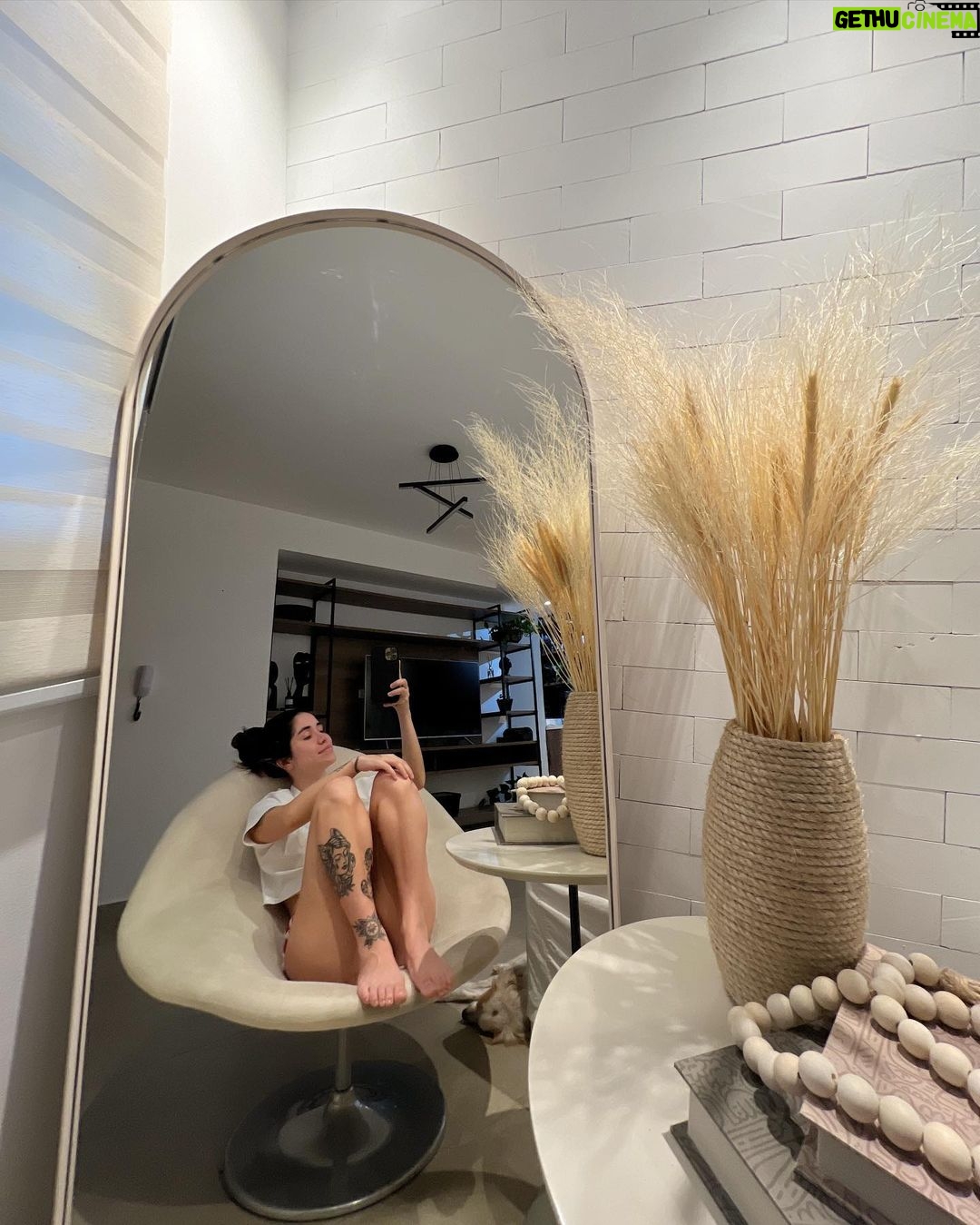 Maria Venture Instagram - espelho de casa e etc Espelho Espelho Meu