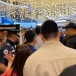 Marian Rivera Instagram - Mainit ang FIRST DAY NG #MMFF2023 sa SM Megamall! 🔥🔥💚💚 Maraming salamat sa pagpapadama ng greatest love niyo para sa #RewindMMFF ngayong Pasko! 🤗🎄⏪ #RewindNowShowing in cinemas nationwide! #MMFF2023